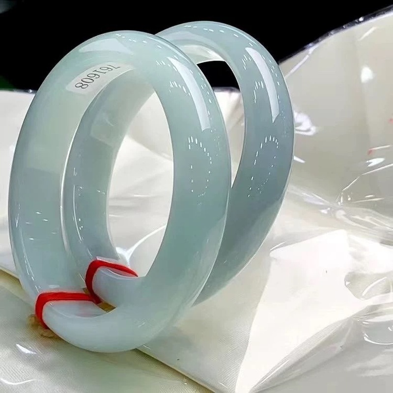 Old Mine Icy Burmese Bracelet, - Lighting & Home Decor Studio 评论和价格
